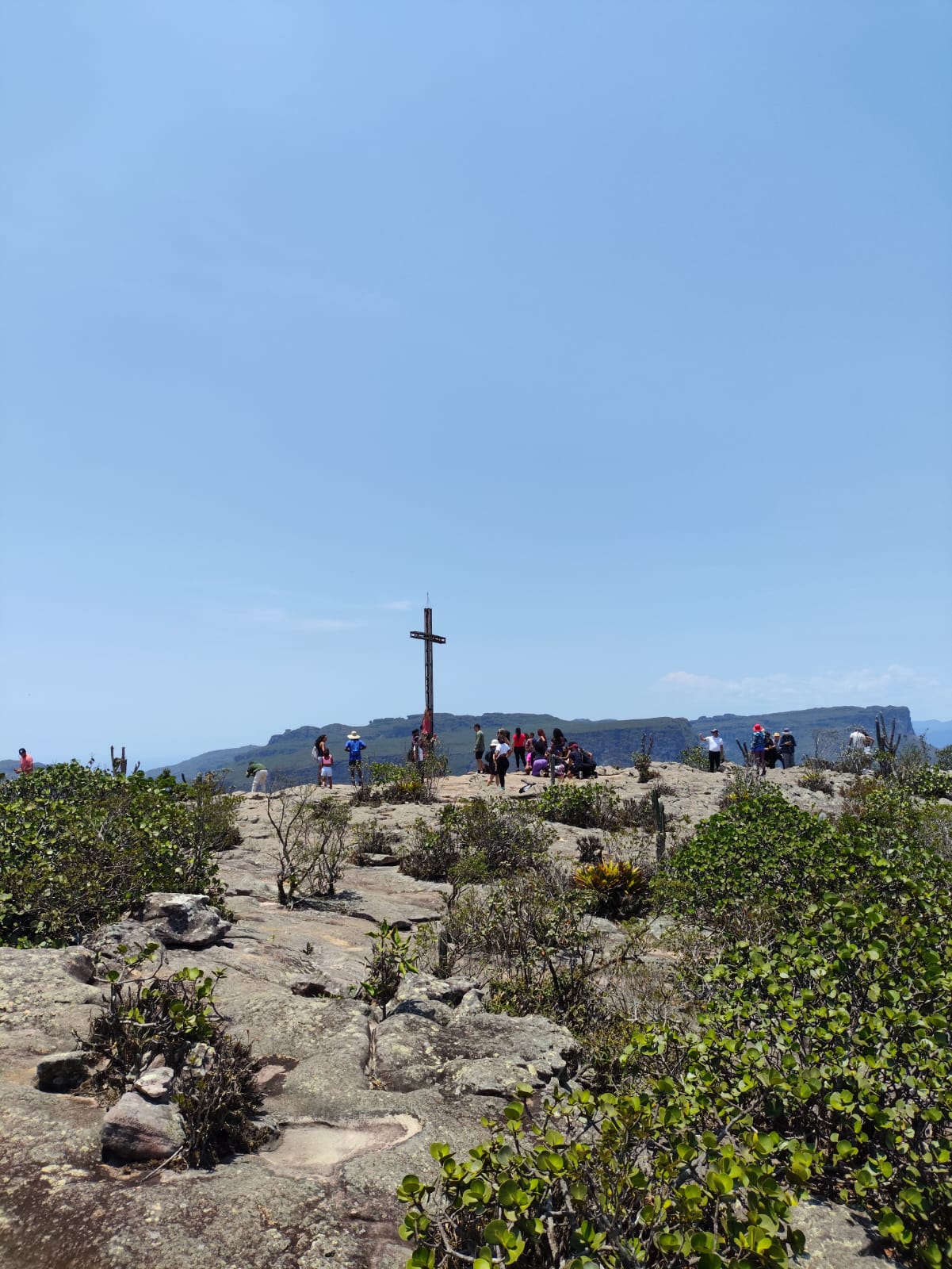 Chapada Diamantina (Pratinha, Morro do Pai Inácio, Poço do Diabo, Gruta da Lapa Doce e Muc *Hospedagem em Seabra * A vista R$349 Cartão R$399